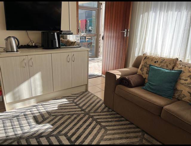 1 BEDROOM APARTMENT TO LET IN MELKBOSSTRAND CENTRAL